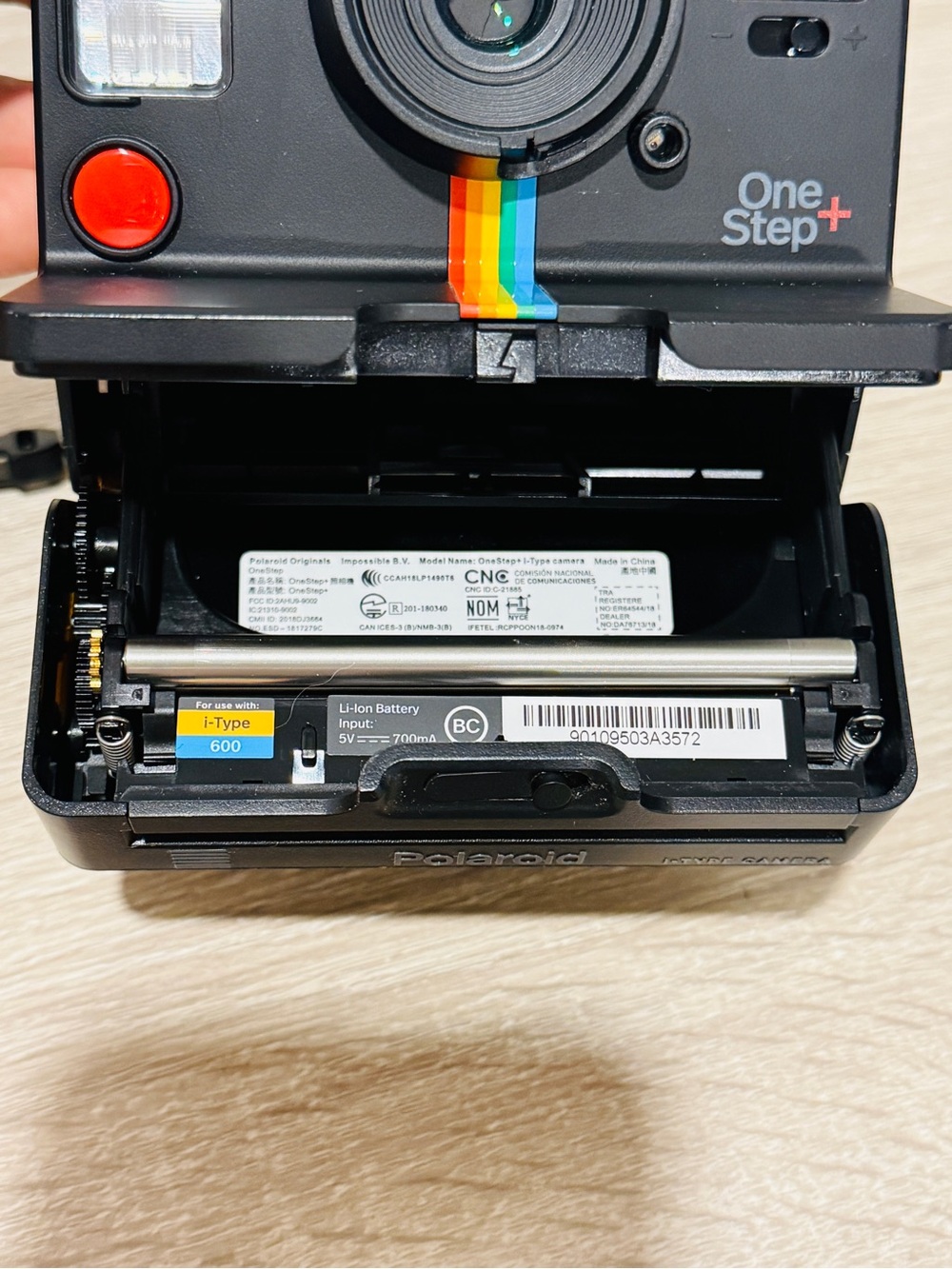 Polaroid OneStep+ i-Type Instant Film Camera Black Bluetooth - Tested & Working - Picture 7 of 8